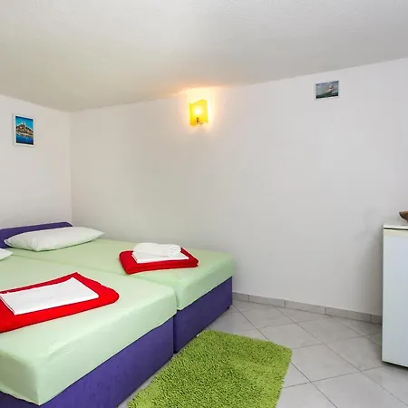 Apartment Bravo - Studio With Terrace And Garden View Zaton (Dubrovnik-Neretva)